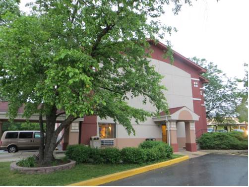 Imagen general del Hotel Days Inn by Wyndham Waukegan. Foto 1