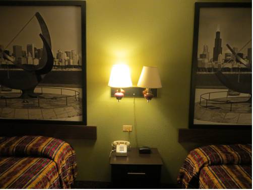 Imagen de la habitación del Hotel Days Inn by Wyndham Waukegan. Foto 9