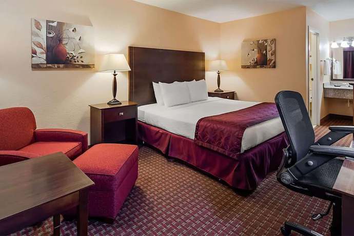 Imagen de la habitación del Hotel Days Inn by Wyndham Whitmore Lake. Foto 3