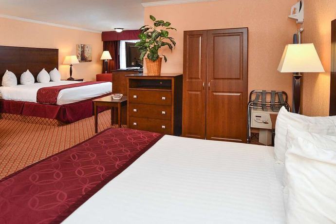 Imagen de la habitación del Hotel Days Inn by Wyndham Whitmore Lake. Foto 8