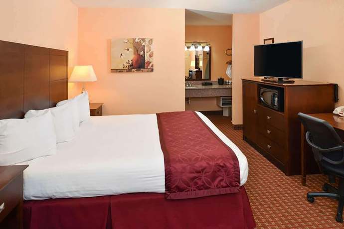 Imagen de la habitación del Hotel Days Inn by Wyndham Whitmore Lake. Foto 15
