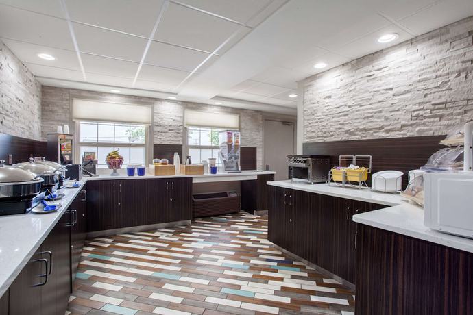 Imagen del bar/restaurante del Hotel Days Inn by Wyndham Wilmington/Brandywine. Foto 3