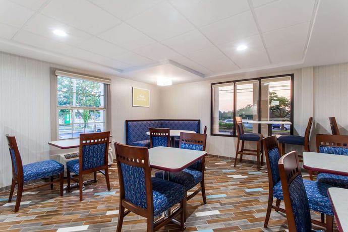 Imagen de los interiores del Hotel Days Inn by Wyndham Wilmington/Brandywine. Foto 19