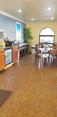 Imagen del bar/restaurante del Hotel Days Inn by Wyndham Winnemucca. Foto 7