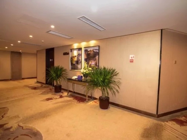 Imagen general del Hotel Days and Suites Shishi. Foto 3