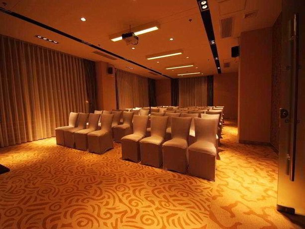 Imagen de los interiores del Hotel Days by Wyndham Shanghai Hongkou Fortune. Foto 11