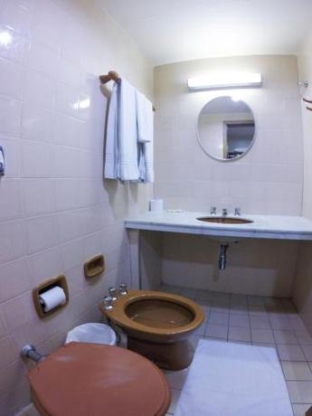 Imagen de la habitación del Hotel Days inn by Wyndham Uberl&acirc;ndia. Foto 15