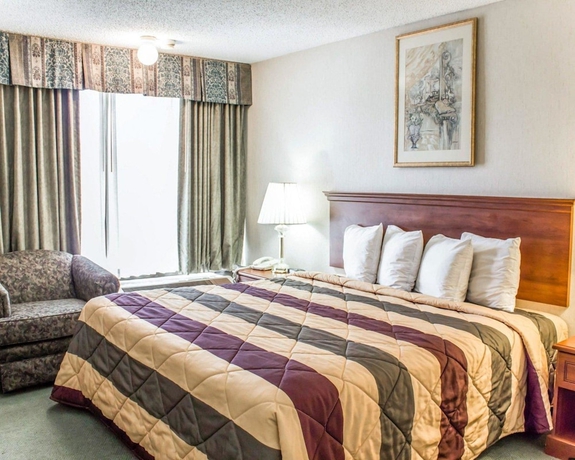 Imagen de la habitación del Hotel Dayspring Extended Stay. Foto 3