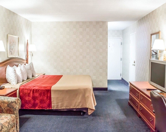 Imagen de la habitación del Hotel Dayspring Extended Stay. Foto 5
