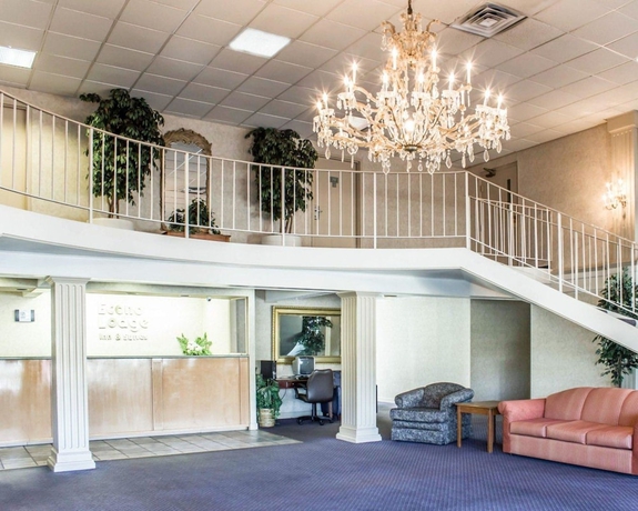 Imagen de los interiores del Hotel Dayspring Extended Stay. Foto 18