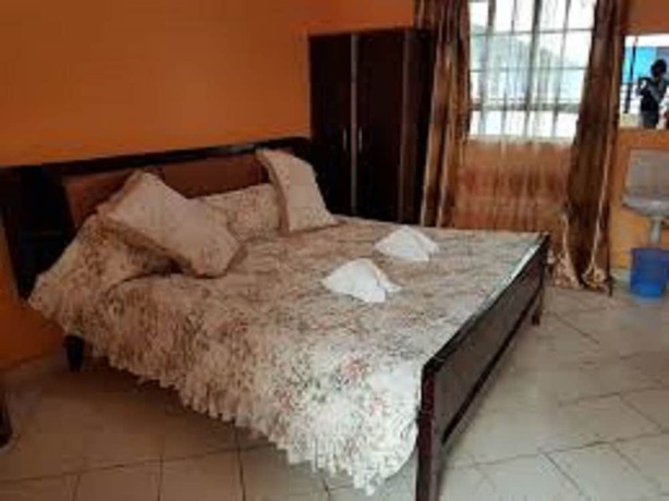Imagen de la habitación del Hotel Dayton. Foto 8