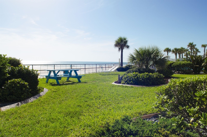 Imagen de los exteriores del Hotel Daytona Beach Oceanside Inn. Foto 6