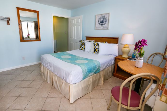 Imagen de la habitación del Hotel Daytona Inn And Suites. Foto 2