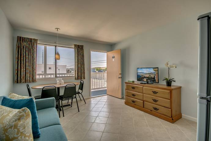 Imagen de la habitación del Hotel Daytona Inn And Suites. Foto 5
