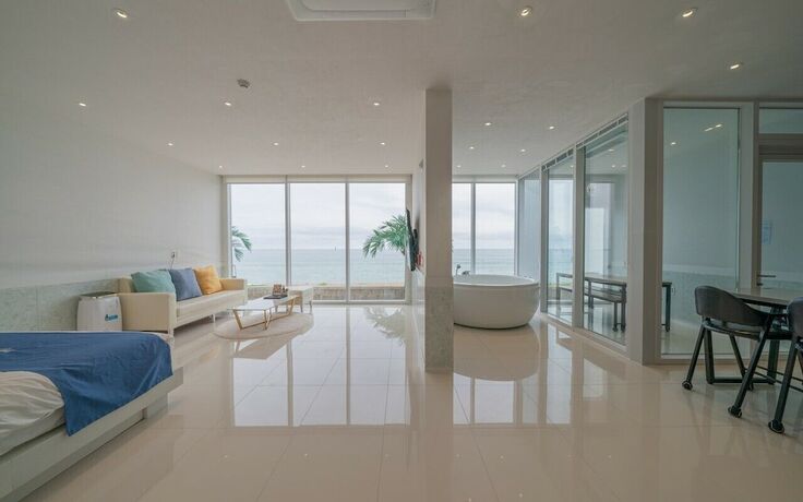 Imagen de la habitación del Hotel Daytona Pool Villa. Foto 12