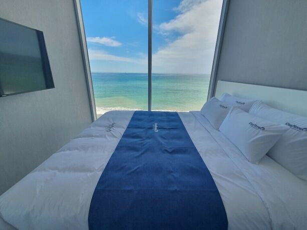 Imagen de la habitación del Hotel Daytona Pool Villa. Foto 17