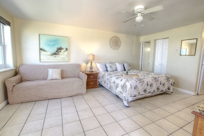Imagen de la habitación del Hotel Daytona Shores Inn and Suites. Foto 3