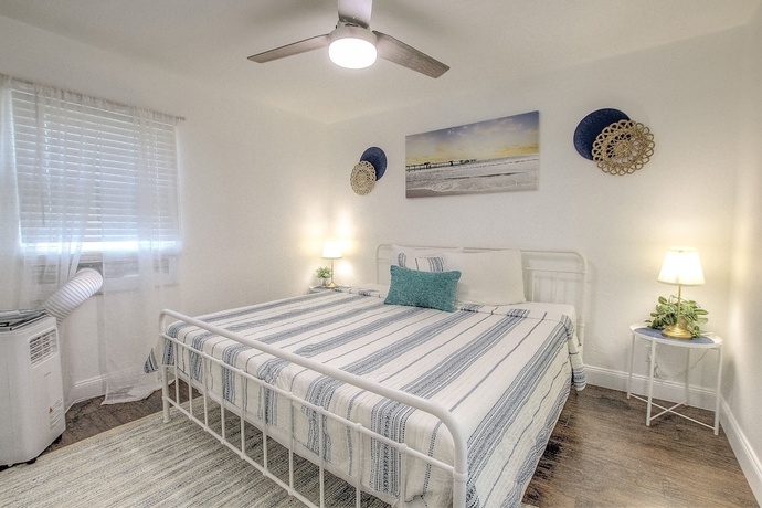 Imagen de la habitación del Hotel Daytona Shores Inn and Suites. Foto 16