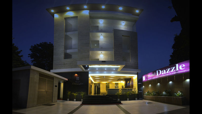 Imagen de los interiores del Hotel Dazzle Agra. Foto 12