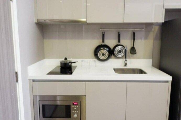 Imagen de la habitación del Hotel Dazzle Residence. Foto 27