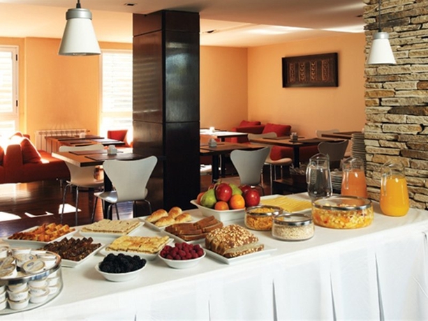 Imagen general del Hotel Dazzler Bariloche. Foto 4