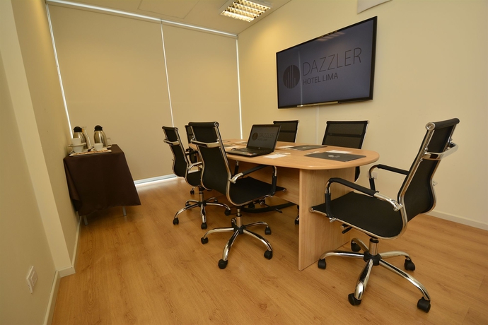 Imagen de los interiores del Hotel Dazzler By Wyndham Lima Miraflores. Foto 8