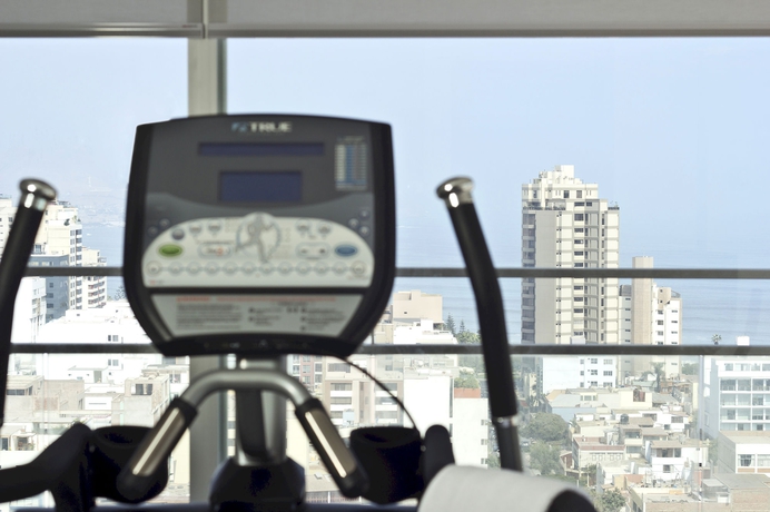 Imagen de los interiores del Hotel Dazzler By Wyndham Lima Miraflores. Foto 12