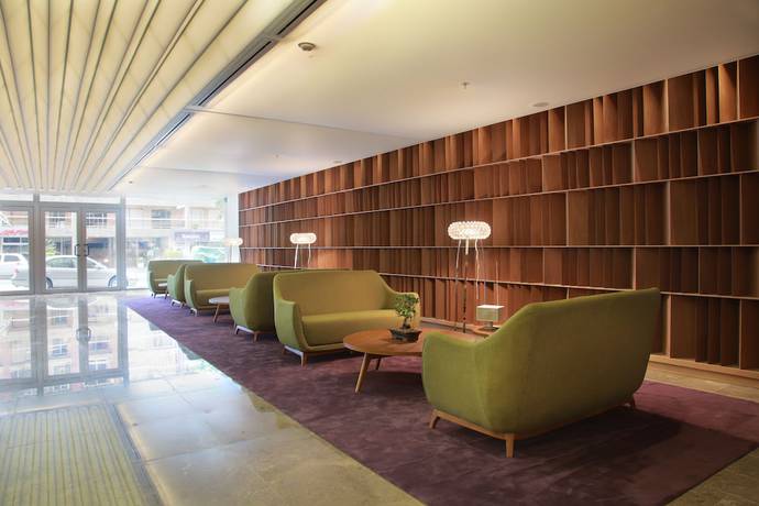 Imagen de los interiores del Hotel Dazzler By Wyndham Montevideo. Foto 20