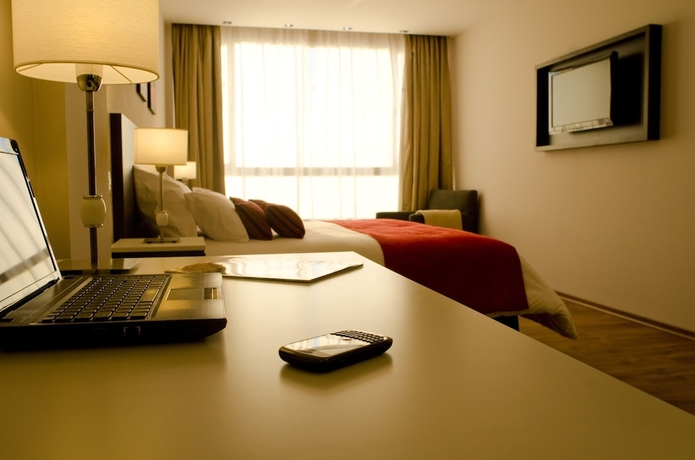 Imagen de la habitación del Hotel Dazzler By Wyndham Puerto Madryn. Foto 6