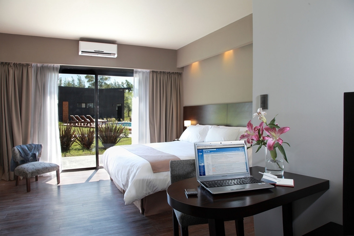 Imagen de la habitación del Hotel Dazzler Campana. Foto 5