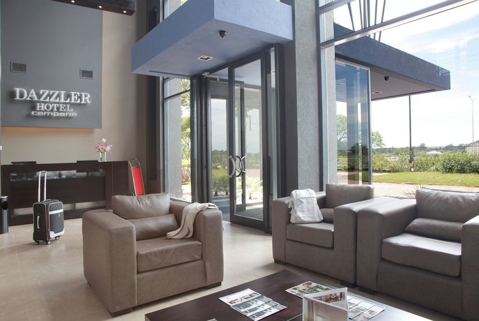 Imagen de los interiores del Hotel Dazzler Campana. Foto 12