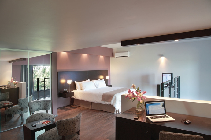 Imagen de la habitación del Hotel Dazzler Campana. Foto 7