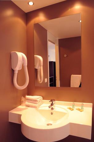 Imagen de la habitación del Hotel Dc Charleroi Airport. Foto 5