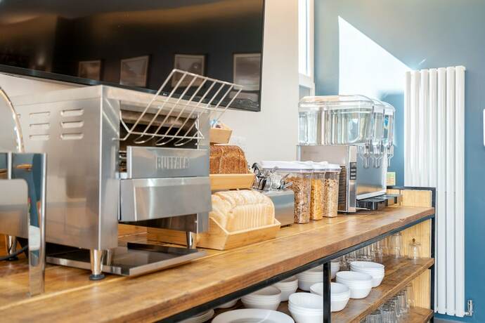 Imagen del bar/restaurante del Hotel Dc. Foto 12