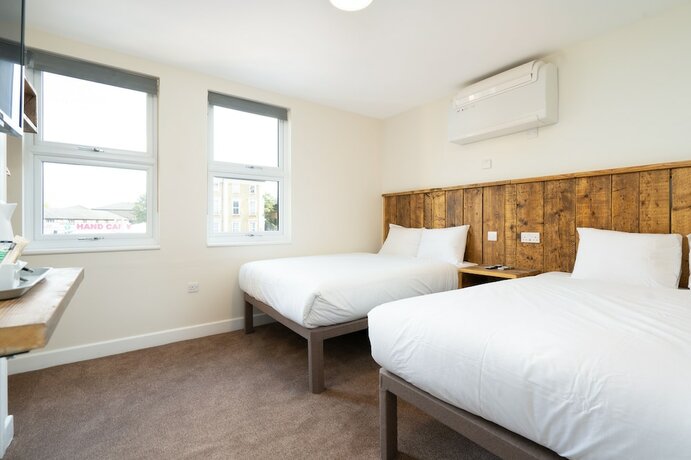 Imagen de la habitación del Hotel Dc. Foto 16