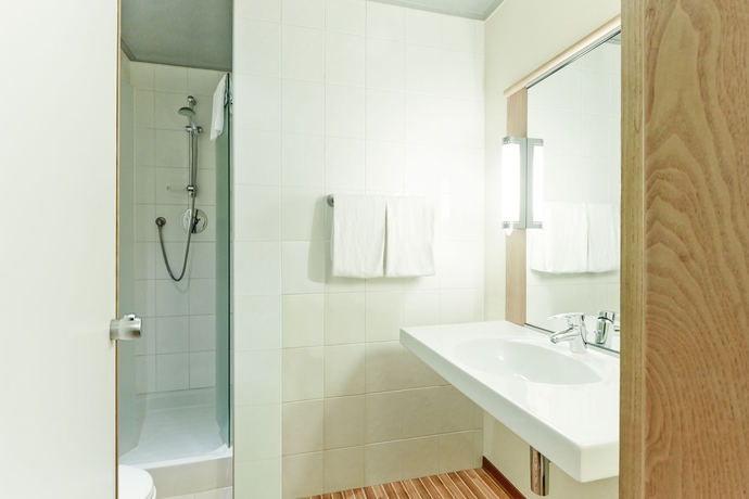 Imagen de la habitación del Hotel Dc International. Foto 6