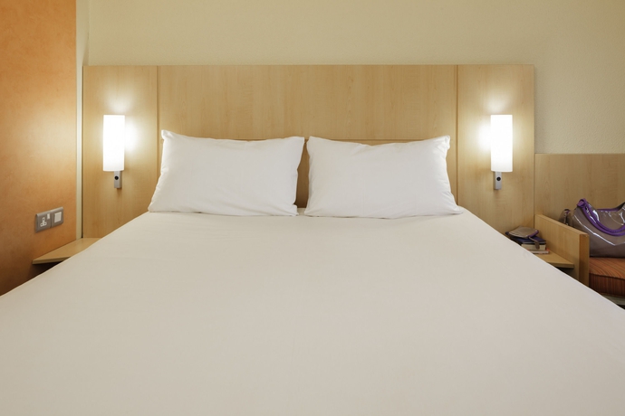 Imagen de la habitación del Hotel Dc International. Foto 12