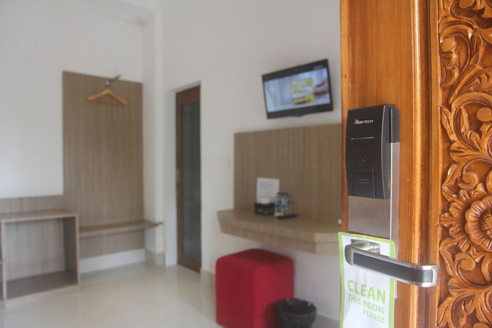 Imagen de los interiores del Hotel Dcamel Hotels Lembongan. Foto 10