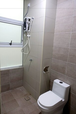 Imagen de la habitación del Hotel D'carlton Resort. Foto 26