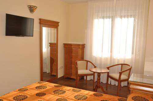 Imagen de la habitación del Hotel De Alba. Foto 16