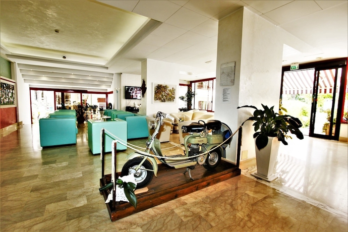 Imagen de los interiores del Hotel De Amicis. Foto 12