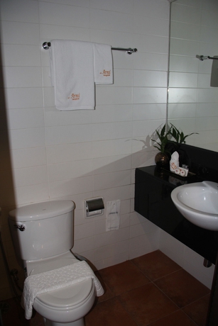 Imagen de la habitación del Hotel De Arni Bangkok. Foto 6