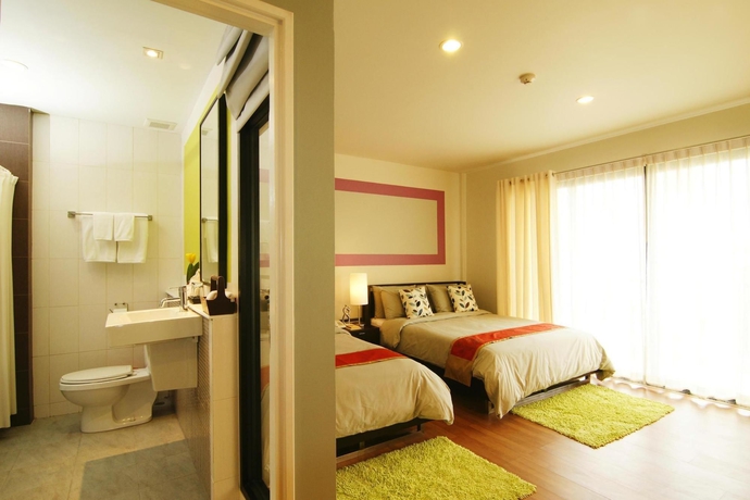 Imagen de la habitación del Hotel De Bangkok. Foto 3