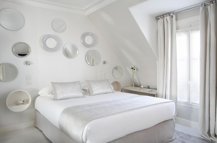 Imagen de la habitación del Hotel De Banville. Foto 8