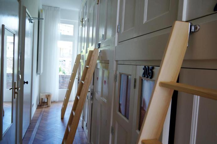 Imagen de los interiores del Hotel De Bedstee Boutique Capsules. Foto 10