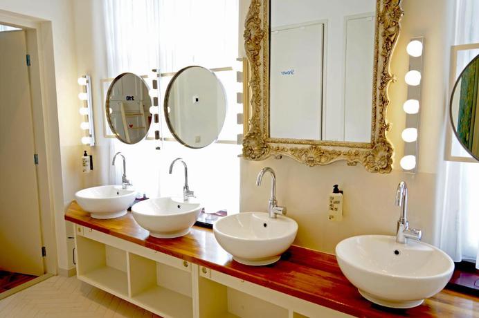 Imagen de los interiores del Hotel De Bedstee Boutique Capsules. Foto 11