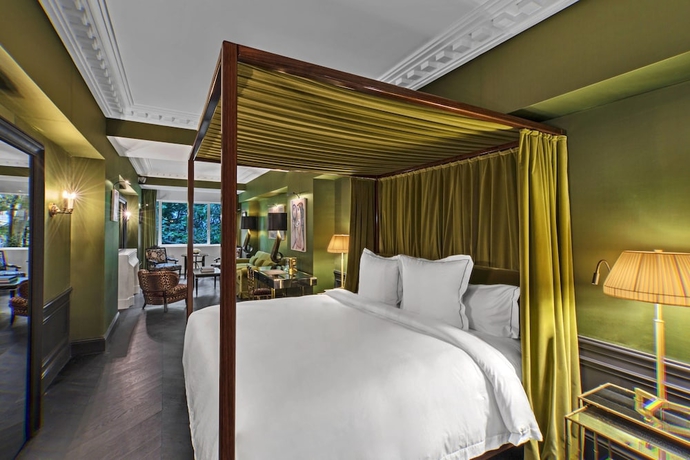 Imagen de la habitación del Hotel De Berri Champs-Élysées, A Luxury Collection. Foto 4