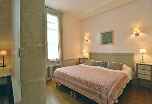 Imagen de la habitación del Hotel De Biencourt. Foto 12