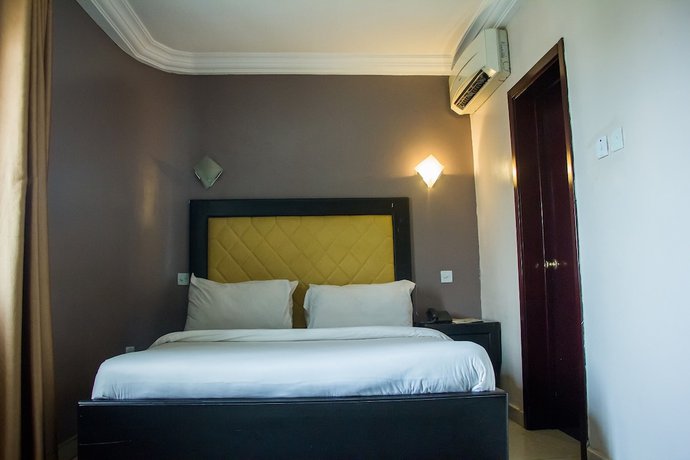 Imagen de la habitación del Hotel De\' Bliss and Suites. Foto 13