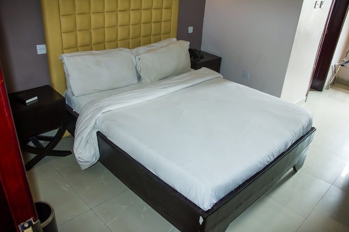 Imagen de la habitación del Hotel De\' Bliss and Suites. Foto 14